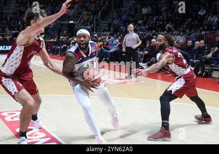 Deshawn Freeman Fortitudo During The Italian Basketball Lbn A Series