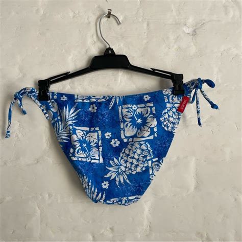 Esprit Swim Vintage 9s Hawaiian Print String Bikini Poshmark