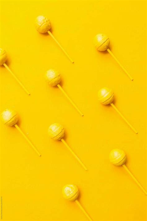 Pin By María🥰 On 《yellow》 Yellow Aesthetic Yellow Background