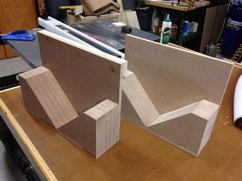 Woodworking Table Saw Spline Jig Plans