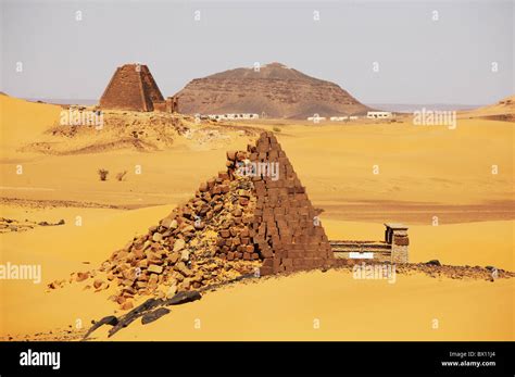 Meroe pyramids in Sudan Stock Photo - Alamy