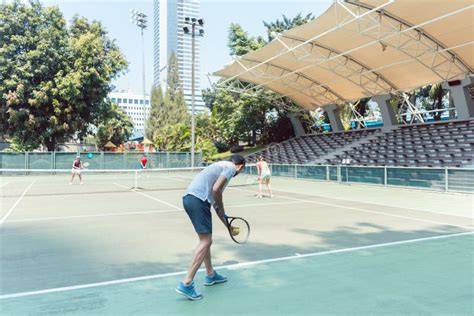 Tennis Player Ready To Serve Ball Rear View Stock Photos Free