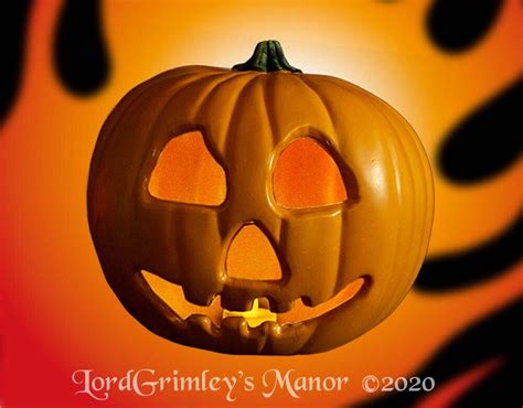 Halloween Ii Light Up Pumpkin — Lord Grimleys Manor