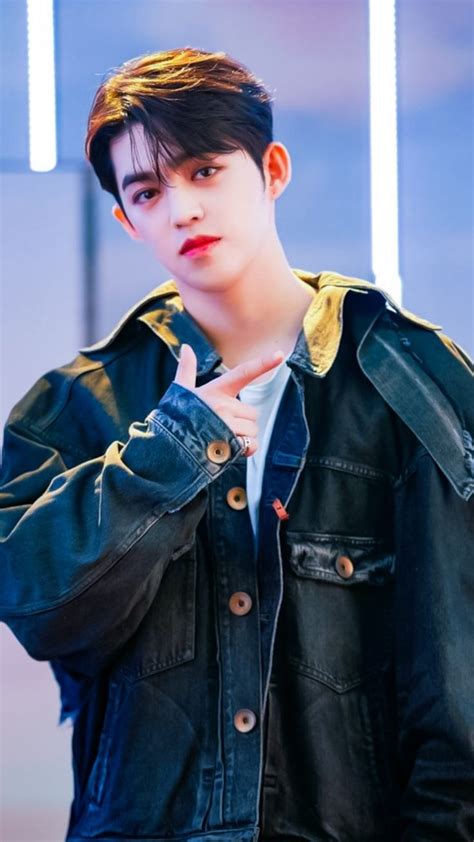 S Coups Seventeen