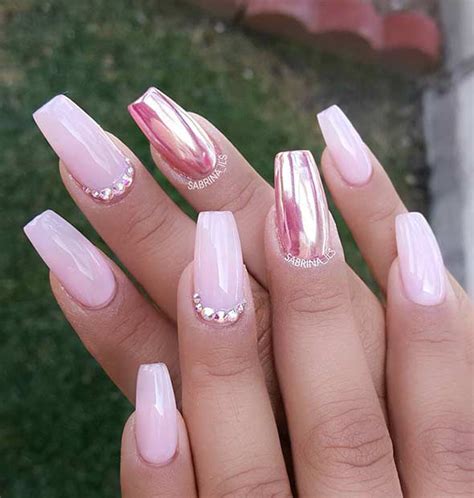 21 Trendy Metallic Nail Designs To Copy Right Now StayGlam