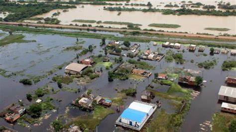 Al Menos 18 Muertos Por Las Lluvias Torrenciales En Brasil