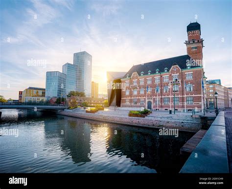 Malmo Skyline at Sunset - Malmo, Sweden Stock Photo - Alamy