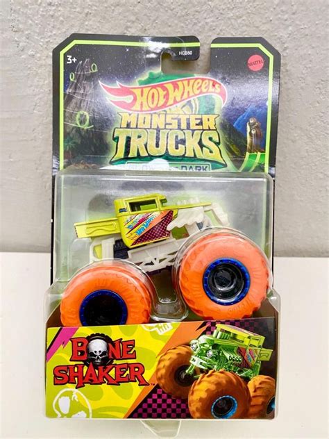 Hot Wheels Monster Trucks Bone Shaker GLOW IN THE DARK Hobbies Toys