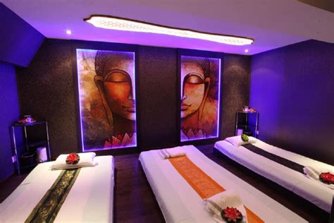 Thai Hot Oil Massage With Heating Mat At Spa Asian Read Reviews And Book Classes On Classpass