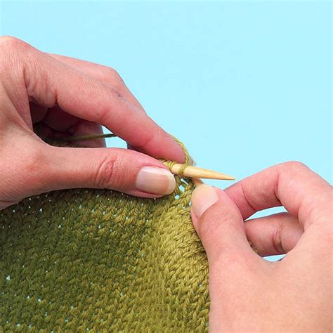 Easy Way To Evenly Pick Up Stitches In Any Stitch Pattern Without Any