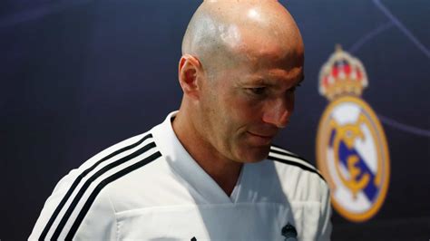 Zidane nega crise no Real Madrid após eliminação Não se pode ganhar