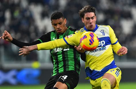 Brasileiro Faz Gol Contra No Fim E Juventus Passa Pelo Sassuolo Na