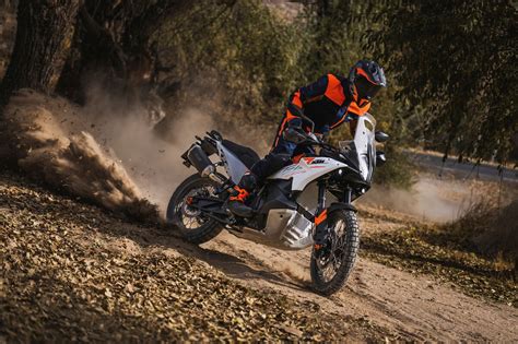 Neue KTM 790 Adventure 2023