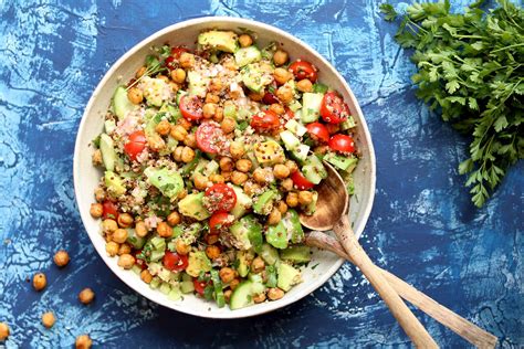 Avocado Quinoa Salad with Spiced Chickpeas - The Last Food Blog