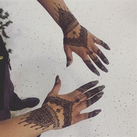 Montreal Henna Artist On Instagram Henna Hennaart Hennanight