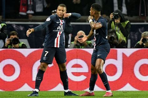 Masa Depan Kylian Mbappe Di Psg Masih Menggantung