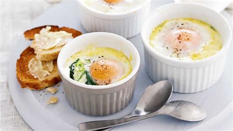 Oeufs cocotte aux épinards avec thermomix Recette Thermomix