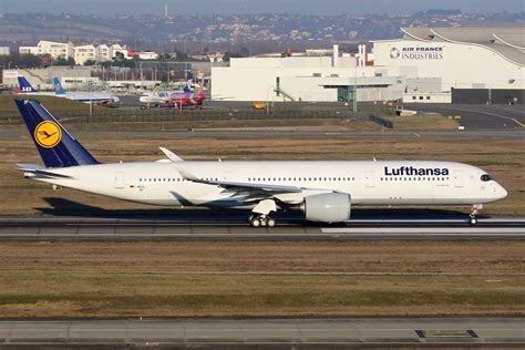 Flyingphotos Magazine News Lufthansa A350 900 F Wznj Msn 080