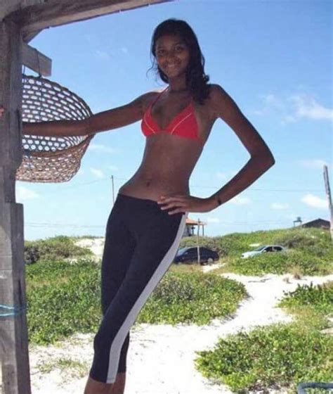 Worlds Tallest Girl Elisany Da Cruz Silva News Today In World