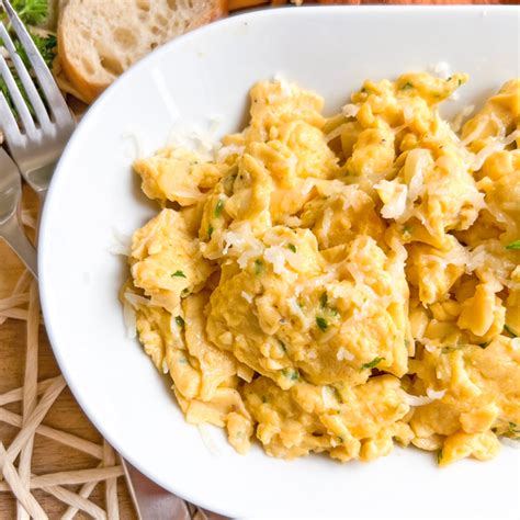 Spanish Garlic Scrambled Eggs How To Make The Best Scrambled Eggs