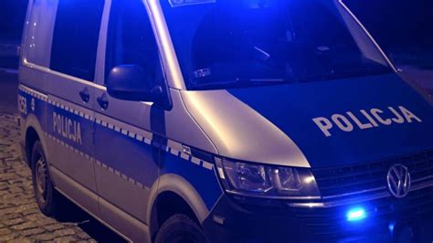 W Radoszowicach Na Polnej Drodze Znaleziono Zw Glone Zw Oki Policja