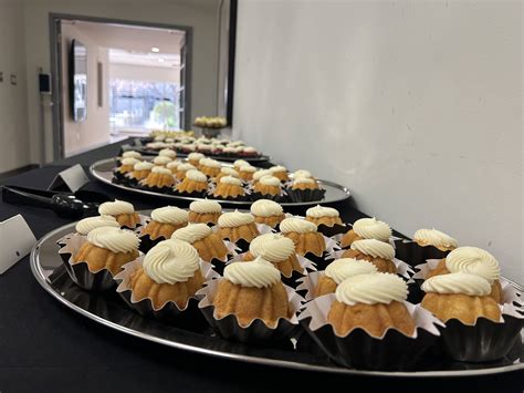 Dodsworth & Brown Funeral Home - Burlington Chapel | Burlington ON