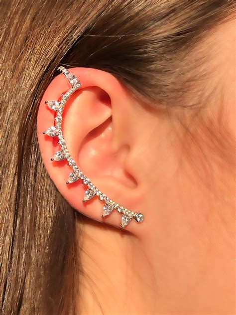 Ear Cuff Max de prata gotas de zircônias Moderno elegante e super