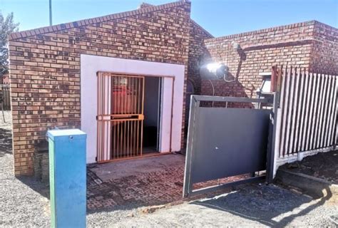 Ufs South Campus Bloemfontein Accommodation, Bloemfontein Rural | RentUncle