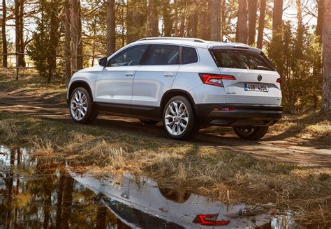 2018 Skoda Karoq Launch Yeti Replacement Gets Real World Videos