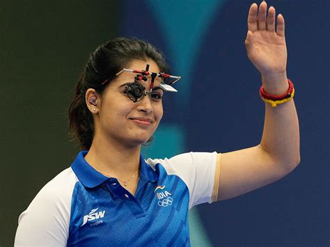 Shooter Manu Bhakar Became Emotional After Missing Out On A Medal Manu Bhaker Emotional