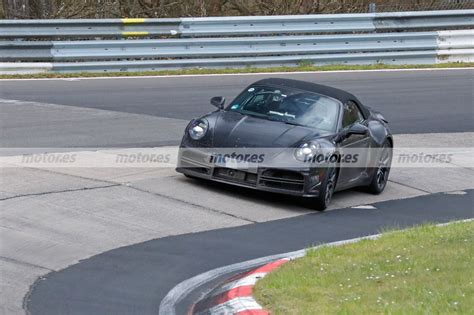 El Porsche 911 Cabrio Facelift Estrena La Temporada De Pruebas En