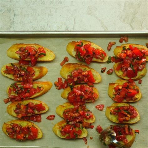 This Balsamic Bruschetta Is Absolutely Delish