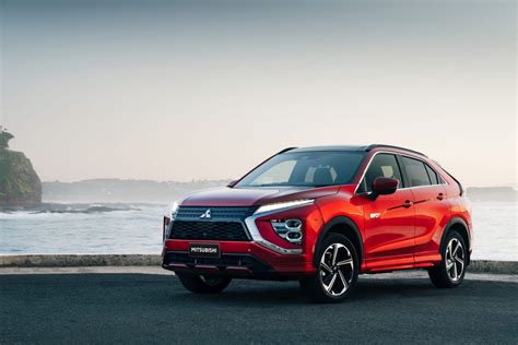 Mitsubishi Eclipse Cross Plug In Hybrid Launched In Three Flavors