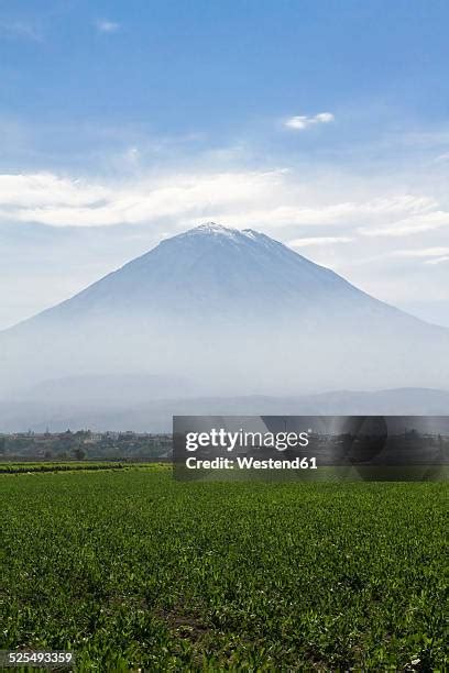 710 El Misti Volcano Stock Photos, High-Res Pictures, and Images ...