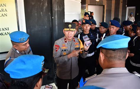 Berantas Judol HP Polisi Diperiksa Timex Kupang