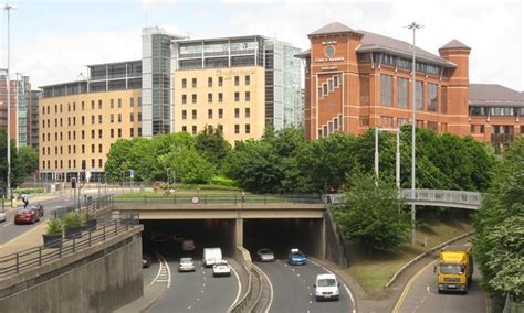 Nuffield Health Leeds Hospital Dave Pickersgill Cc By Sa