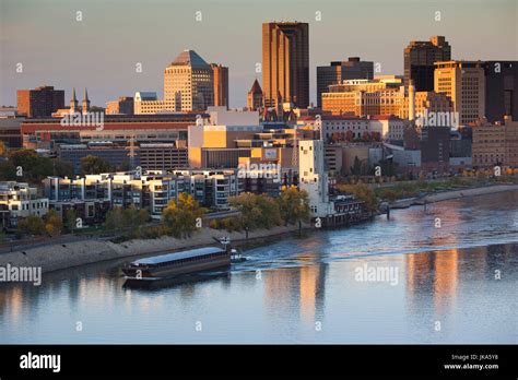 USA, Minnesota, Minneapolis, St. Paul, elevated skyline from ...