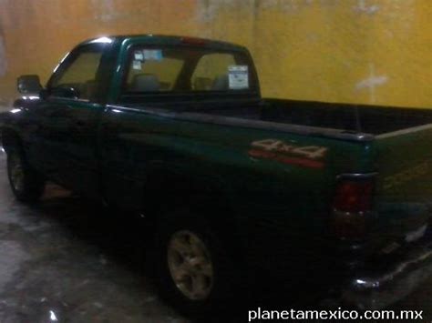 Camioneta Dodge Ram 1500modelo 1997 estándar 4 velocidades en Ecatepec