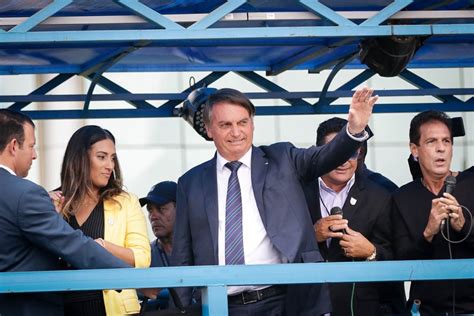 Bolsonaro Participa De Filiação De Eduardo Bia Kicis E Seif Ao Pl