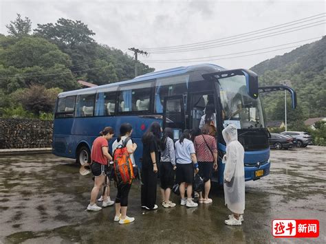 40多位游客遭洪水围困！新昌多部门联动成功营救绍兴网