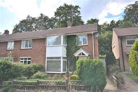 3 Bed End Terrace House For Sale In Drovers Way Bracknell Berkshire