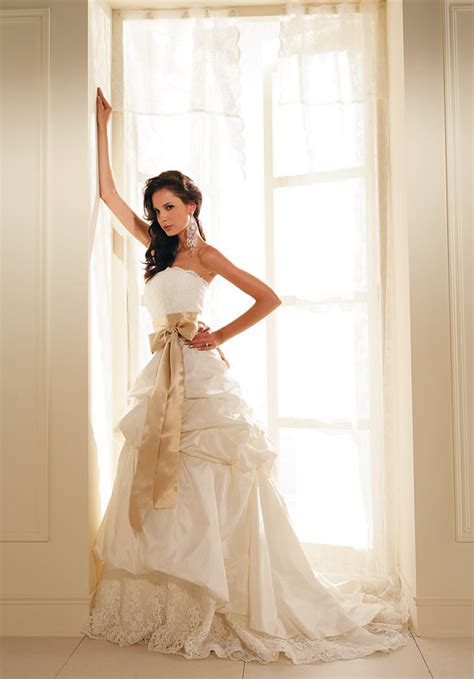 Wedding Pictures Wedding Photos: Pictures of Wedding Dresses | Wedding Dresses Photos