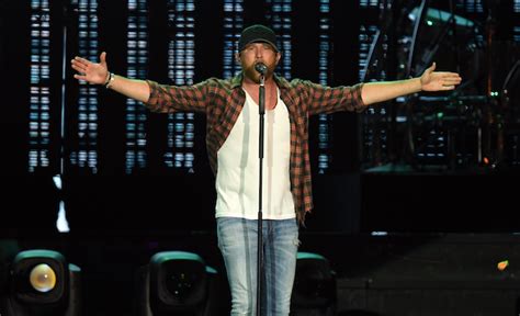 Cole Swindell Announces Fourth Studio Album ‘stereotype Here We Go