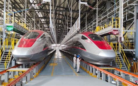 Catat Rutenya Perum Damri Gratiskan Layanan Dari Stasiun Kereta Cepat