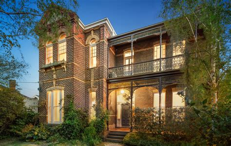 Around Armadale | Kay & Burton