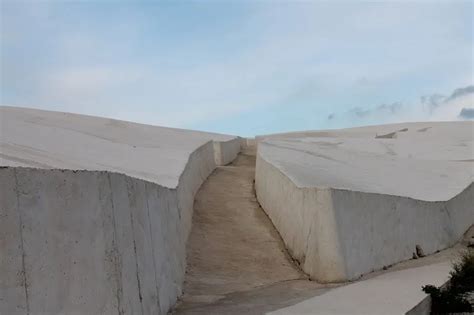 Terremoto Del Belice A Gibellina Un Grande Monumento Alla Memoria