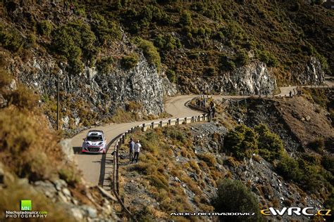 Neuville Thierry Gilsoul Nicolas Hyundai I Wrc Tour De Corse