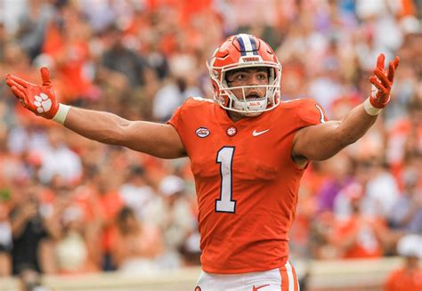 College Football Rankings Ap Voter Snubs Clemson From Top 10 College