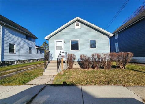 614 N Johnson St Unit B Bay City Mi 48708 Redfin