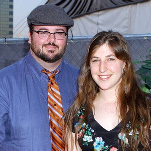 Mayim Bialik and Husband Michael Stone Finalize Divorce | E! News